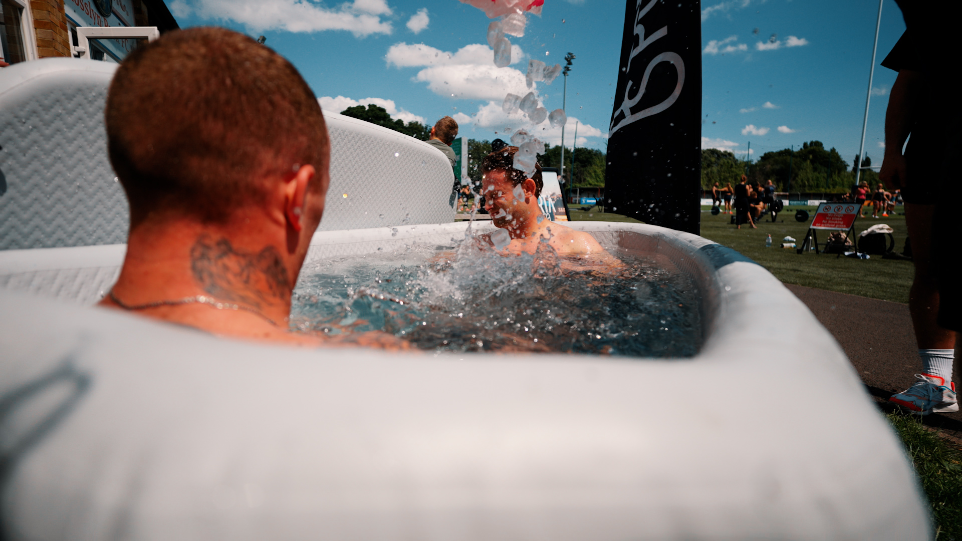 Corporate team wellness session in the SMÜG sauna